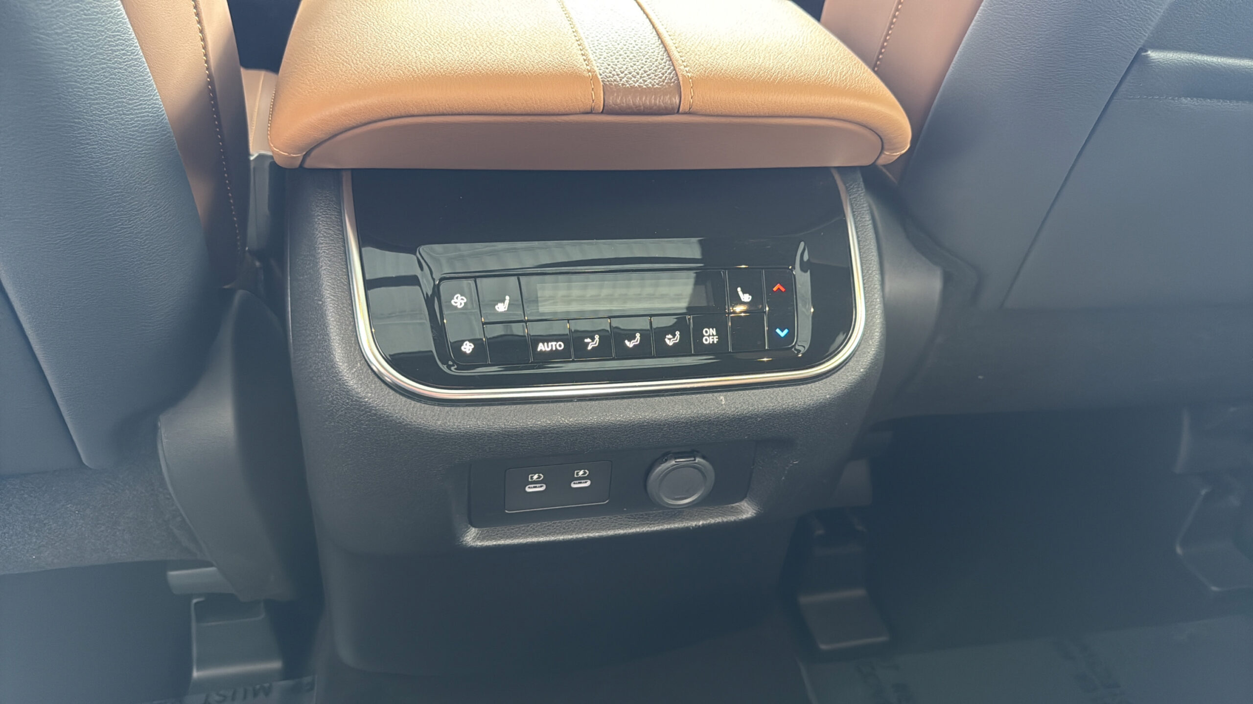 2025 Nissan Armada Platinum Reserve