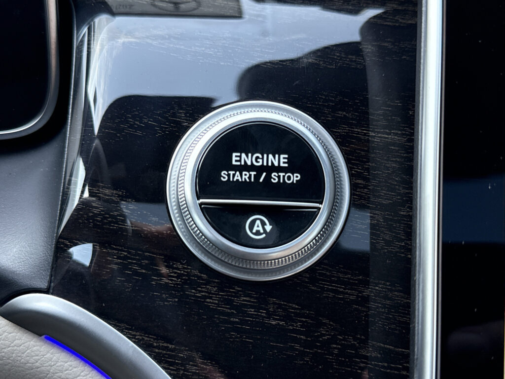2027 Mercedes-Benz  GLC 300