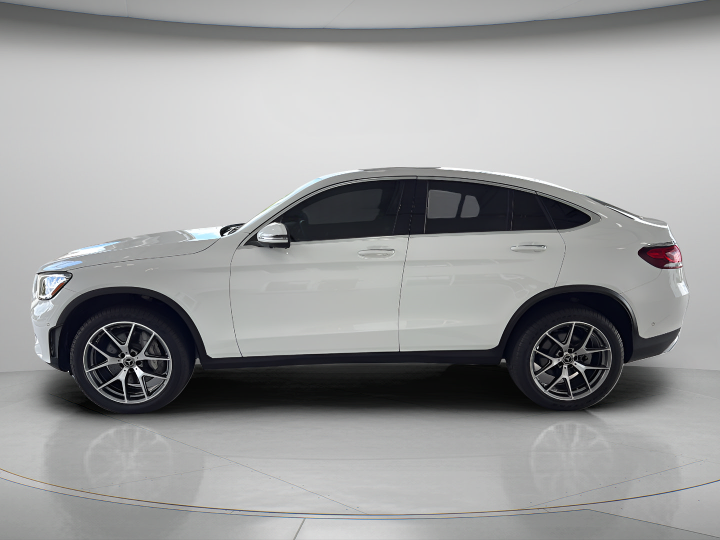 2023 Mercedes-Benz  GLC 300