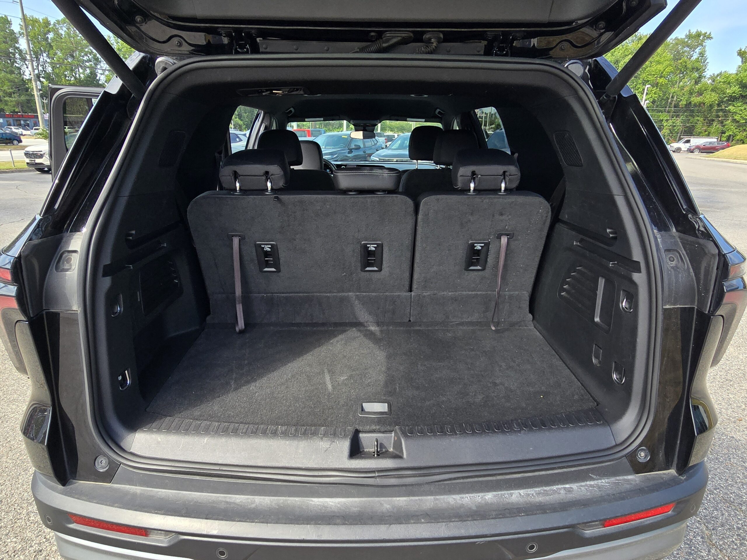 2025 Chevrolet Traverse FWD LT