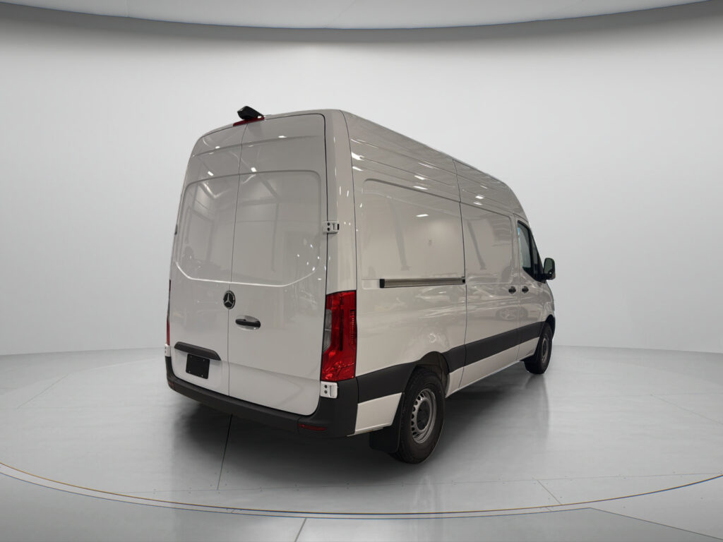2026 Mercedes-Benz Sprinter Cargo Van Worker