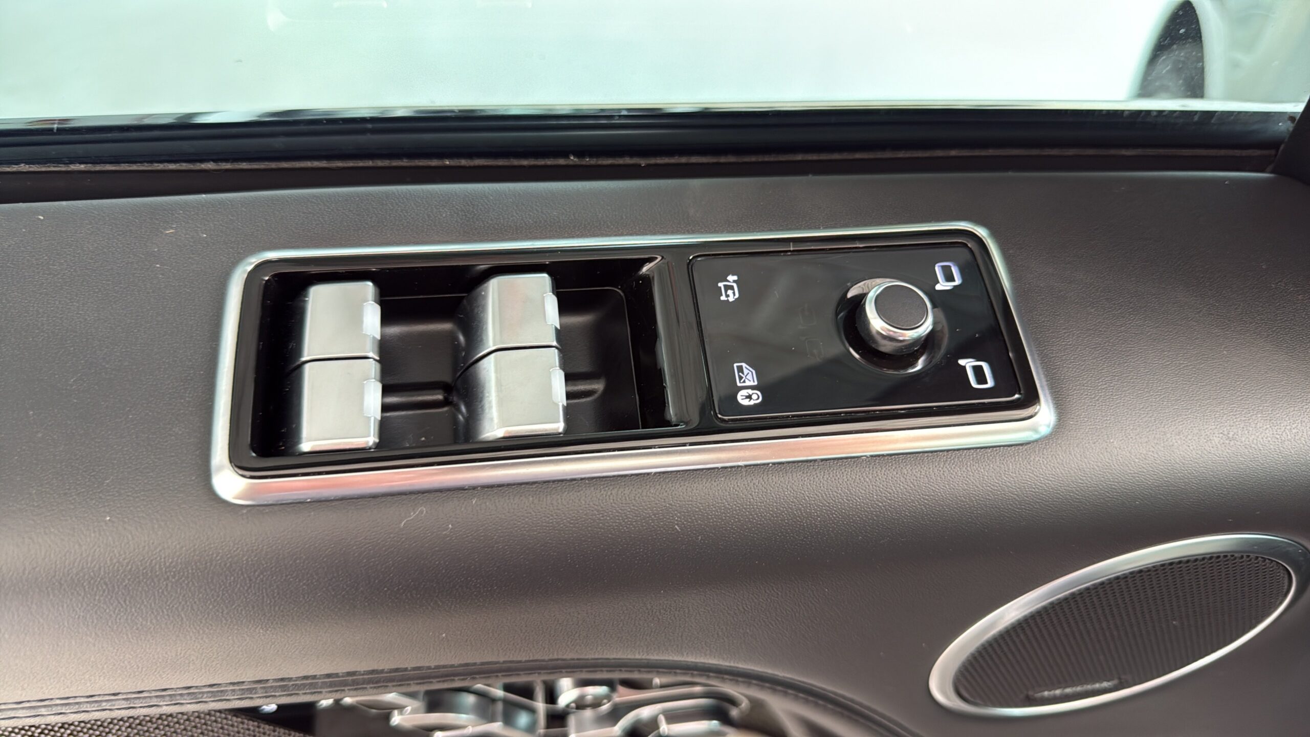 2021 Land Rover Range Rover SV Autobiography Dynamic