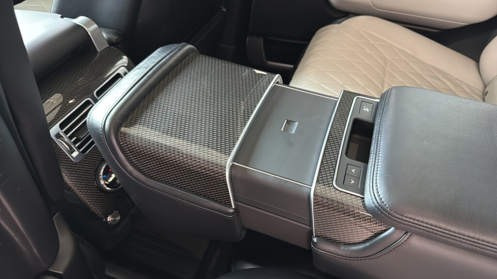 2021 Land Rover Range Rover SV Autobiography Dynamic