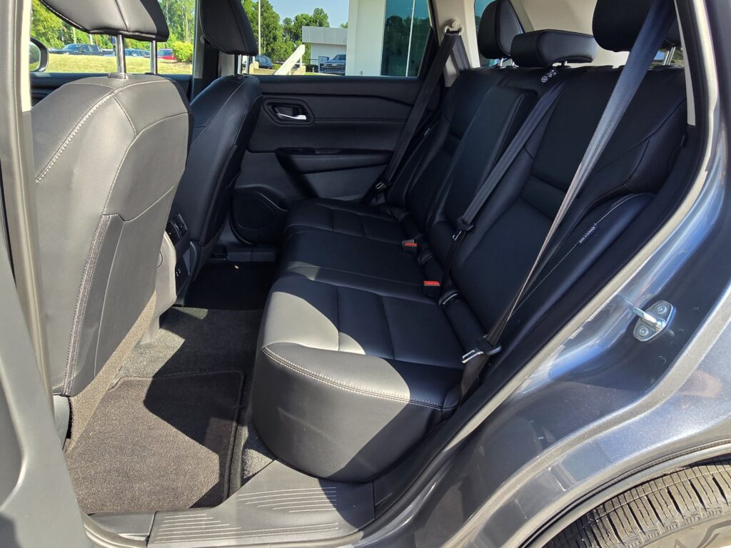 2026 Nissan Rogue SL