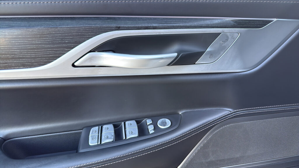 2022 BMW 7 Series 740i xDrive