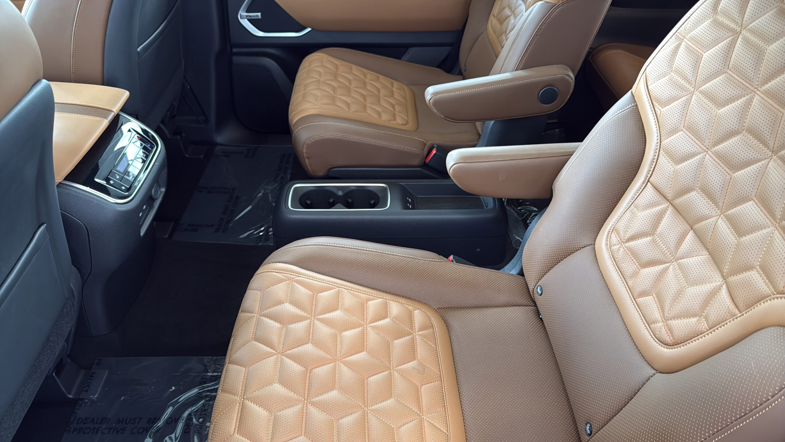 2025 Nissan Armada Platinum Reserve