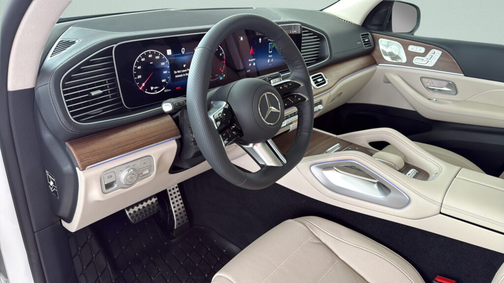 2026 Mercedes-Benz  GLS 450