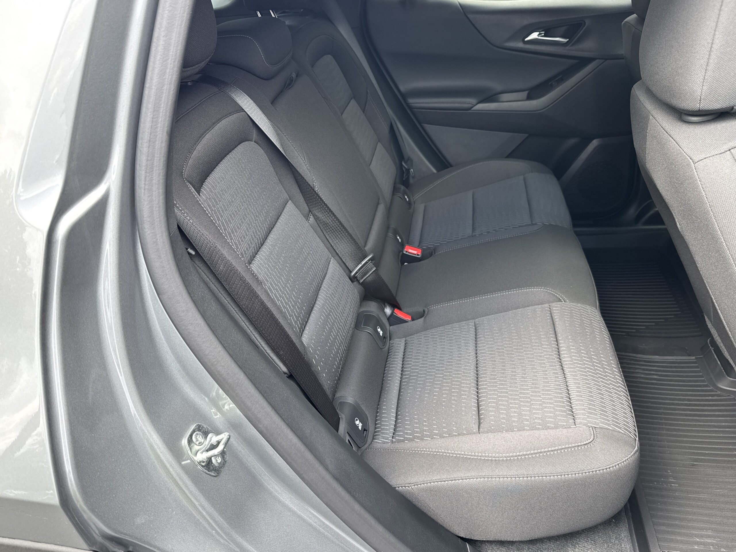 2027 Chevrolet Equinox FWD LT