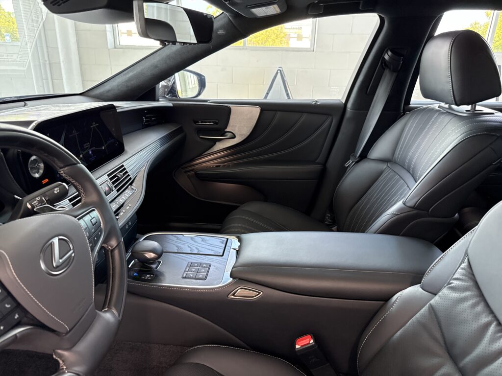 2023 Lexus LS LS 500h
