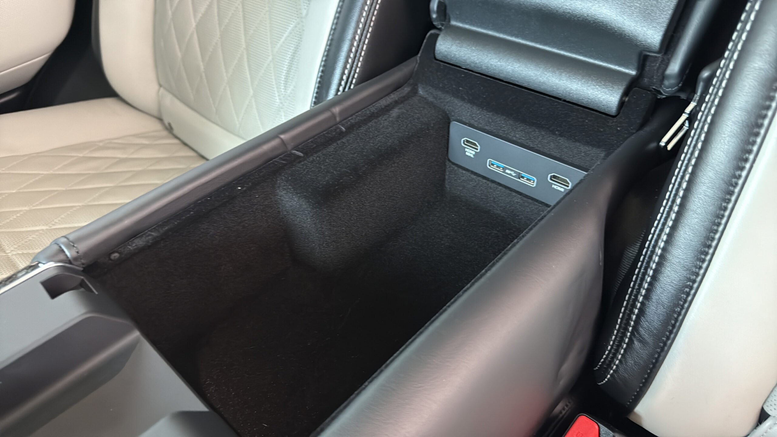 2021 Land Rover Range Rover SV Autobiography Dynamic