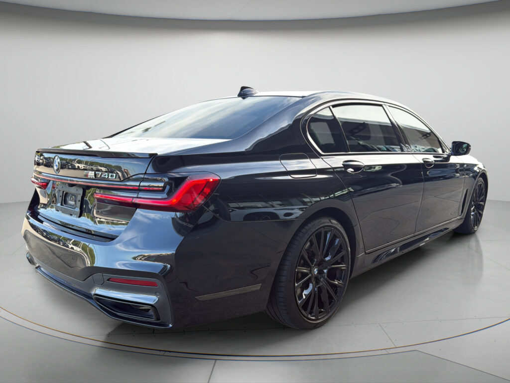 2022 BMW 7 Series 740i xDrive