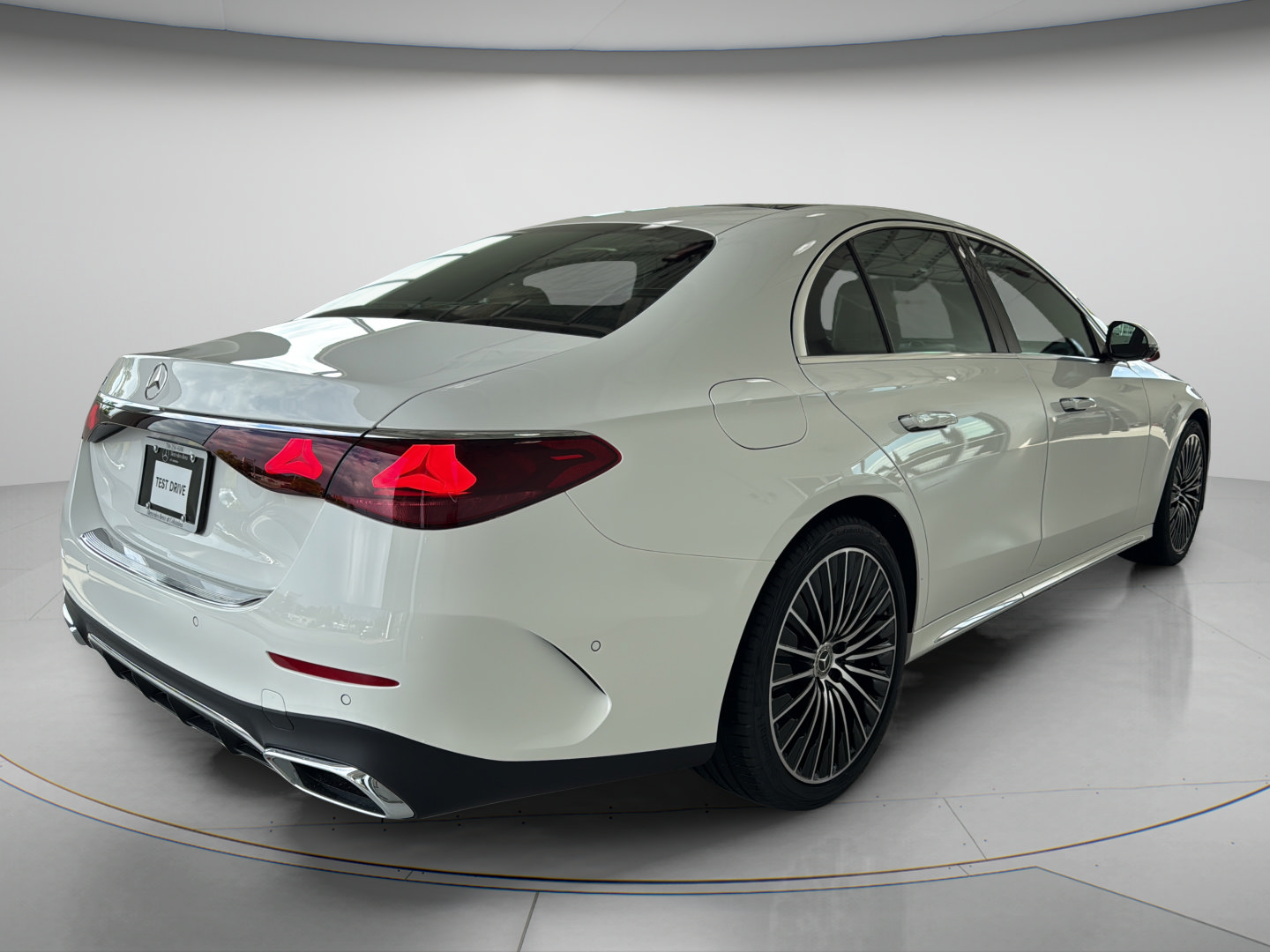 2027 Mercedes-Benz  E 350
