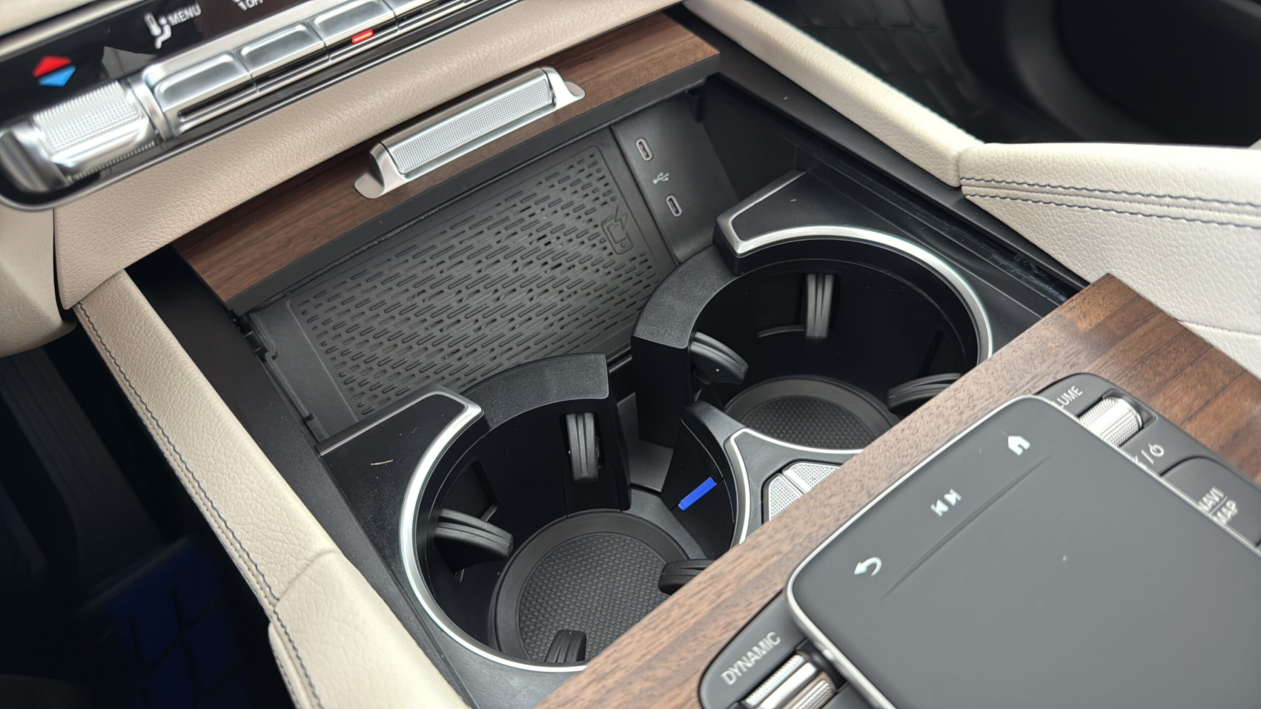 2026 Mercedes-Benz  GLS 450