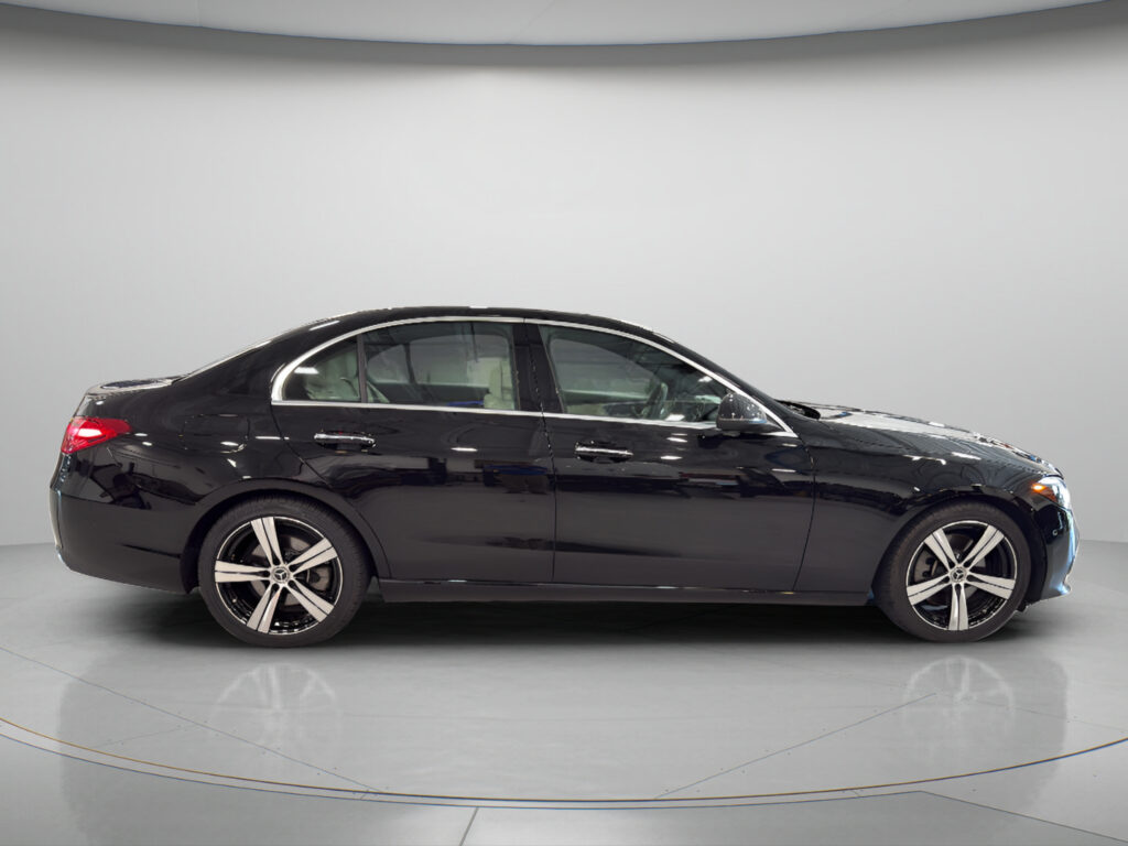 2025 Mercedes-Benz  C 300