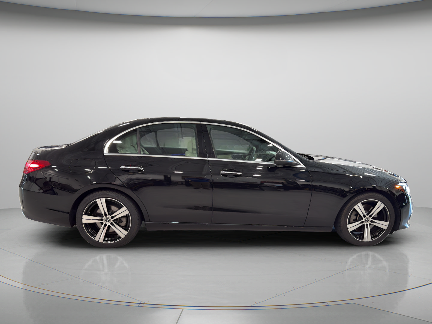 2025 Mercedes-Benz  C 300