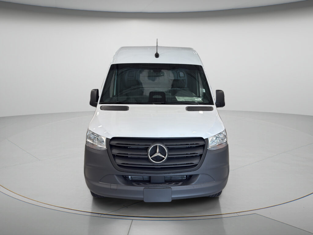 2026 Mercedes-Benz Sprinter Cargo Van Worker