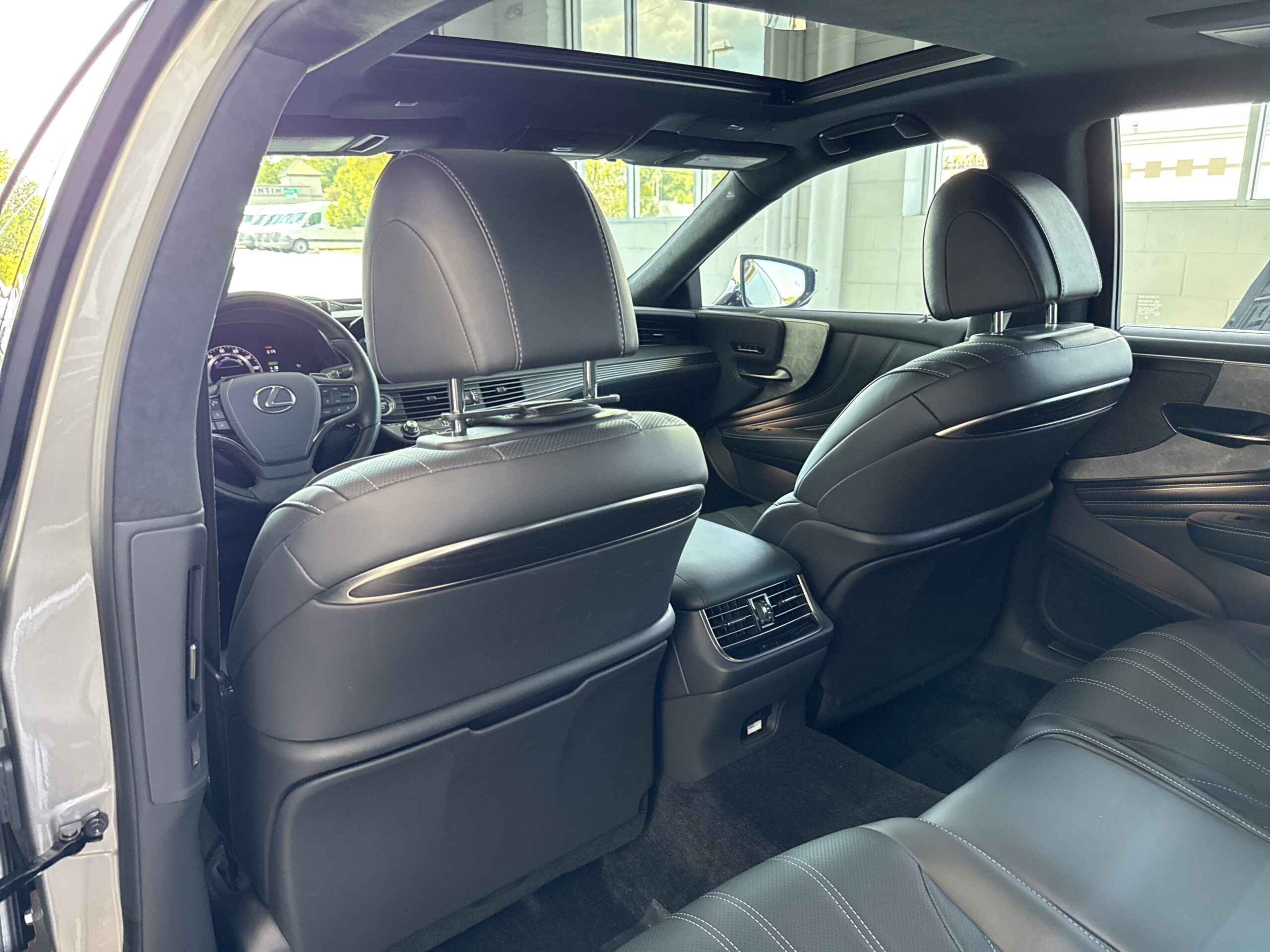 2023 Lexus LS LS 500h