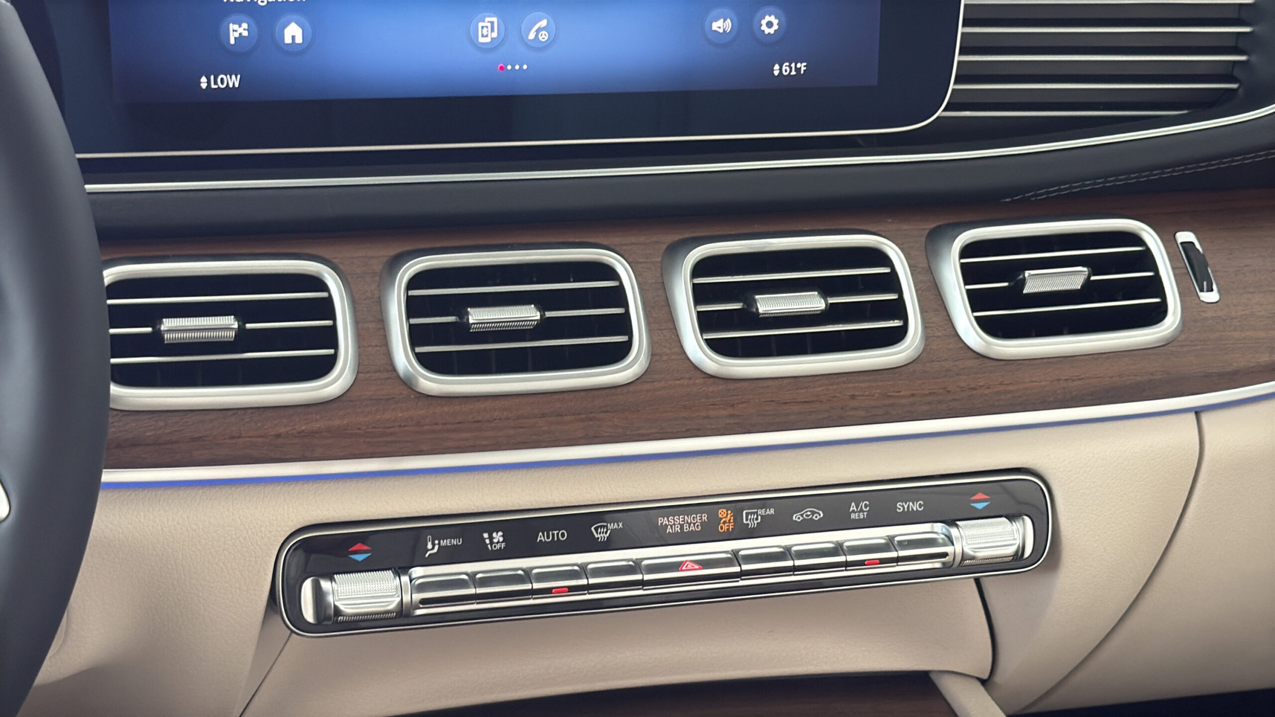 2026 Mercedes-Benz  GLS 450