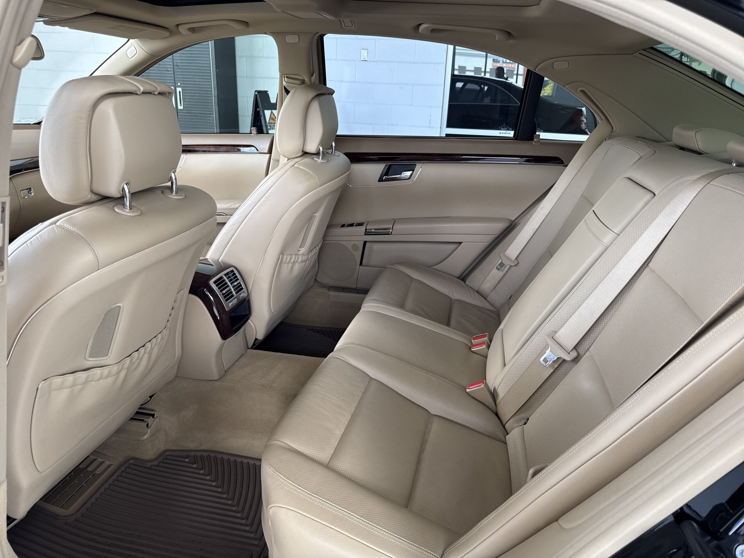 2011 Mercedes-Benz S-Class S 550