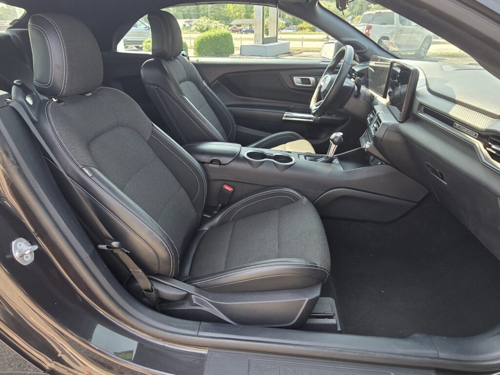 2024 Ford Mustang EcoBoost