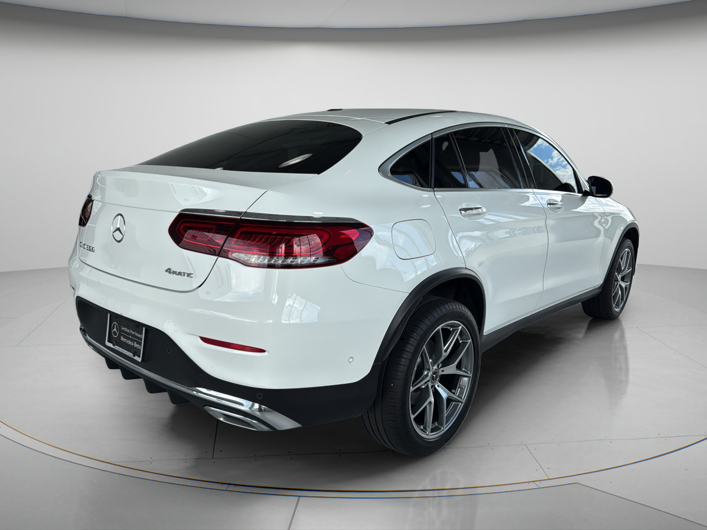 2023 Mercedes-Benz  GLC 300