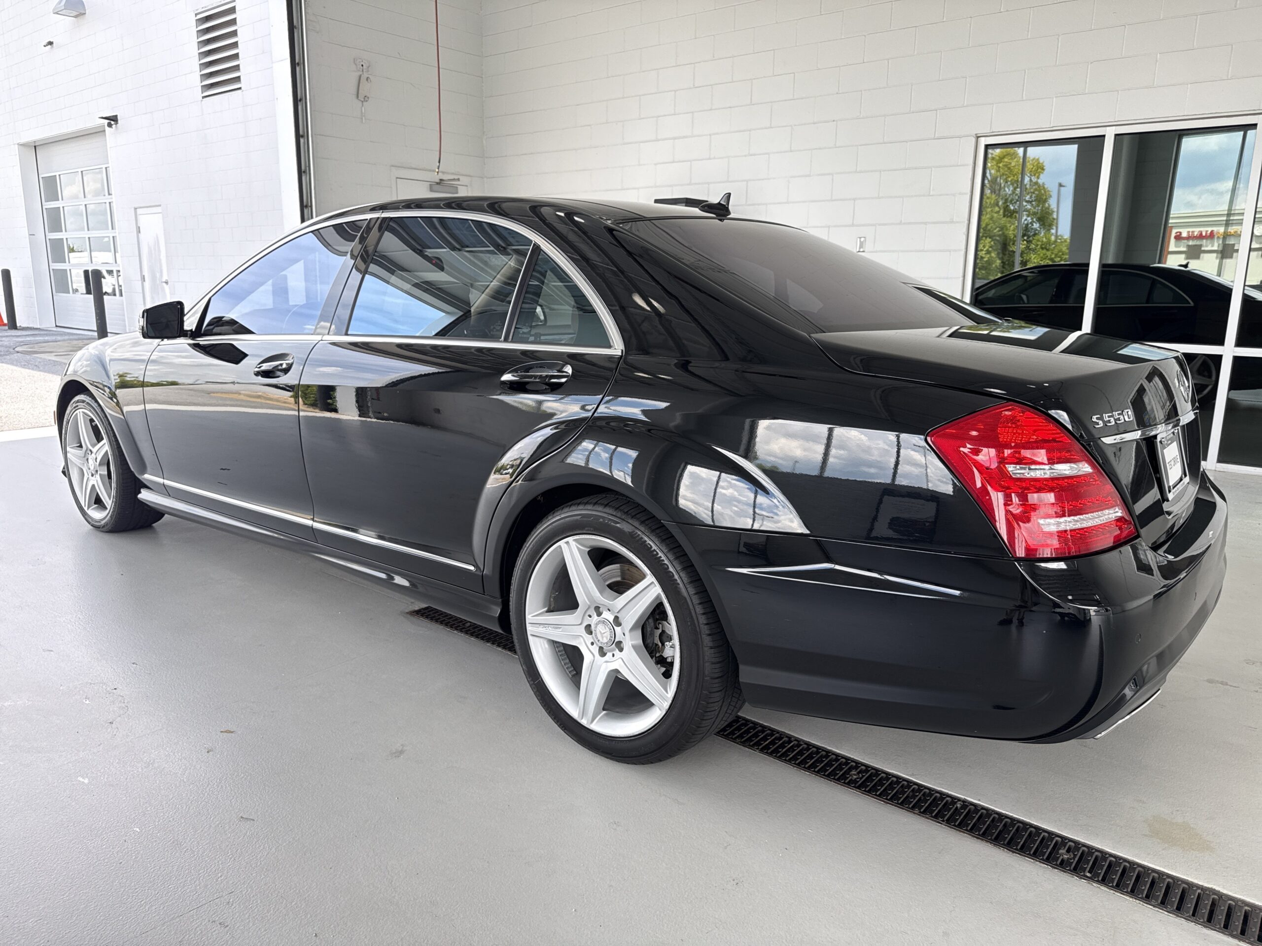 2011 Mercedes-Benz S-Class S 550