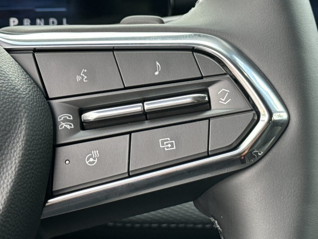 2027 Chevrolet Equinox FWD LT