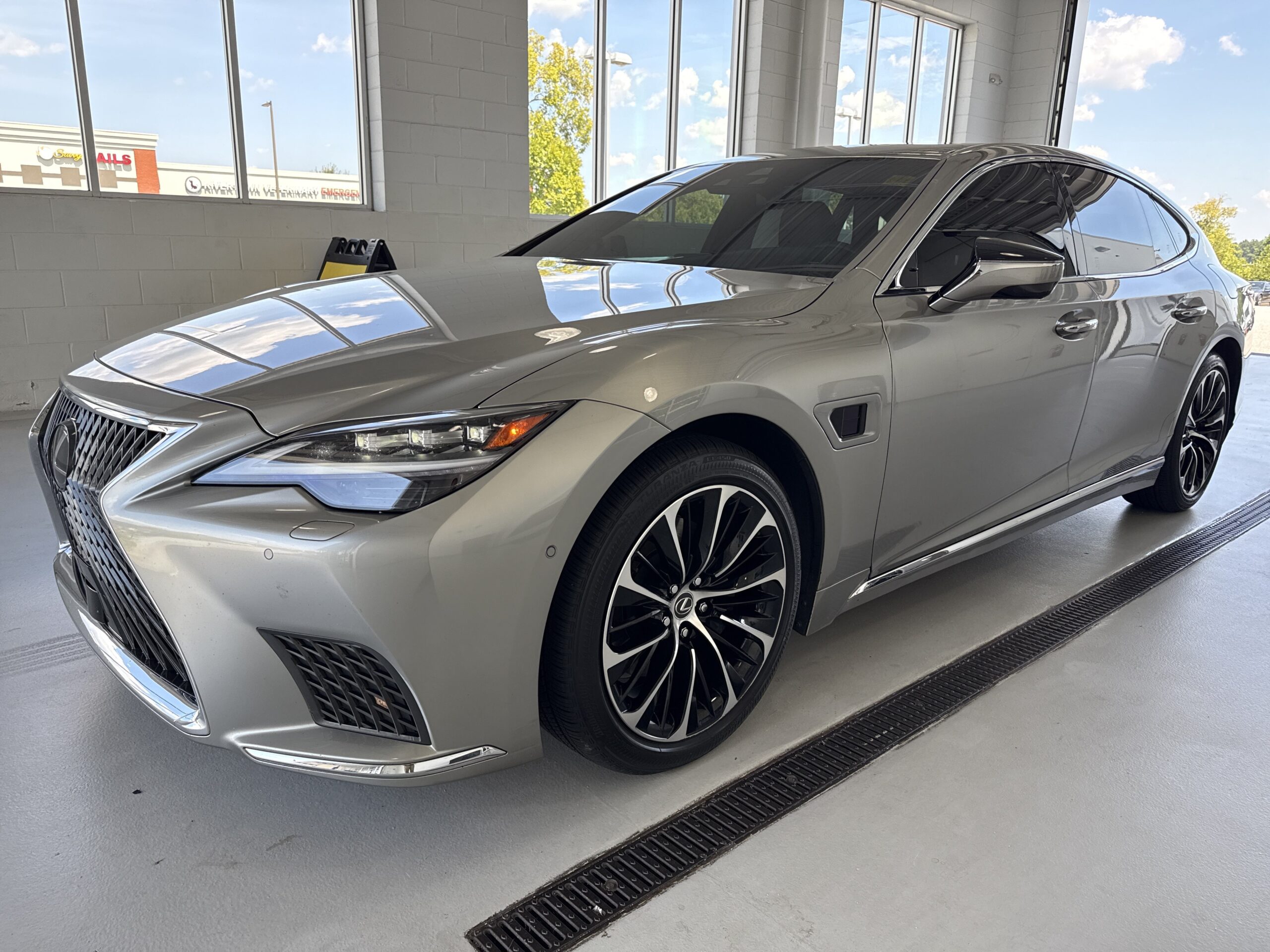 2023 Lexus LS LS 500h