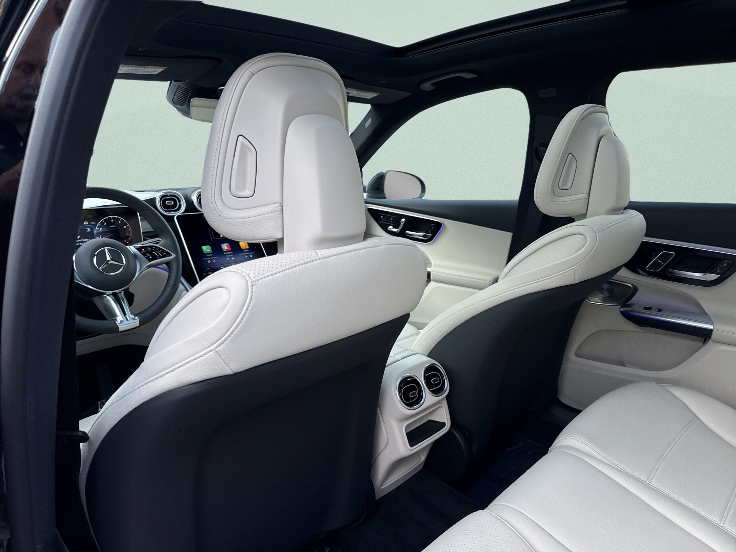 2027 Mercedes-Benz  GLC 300