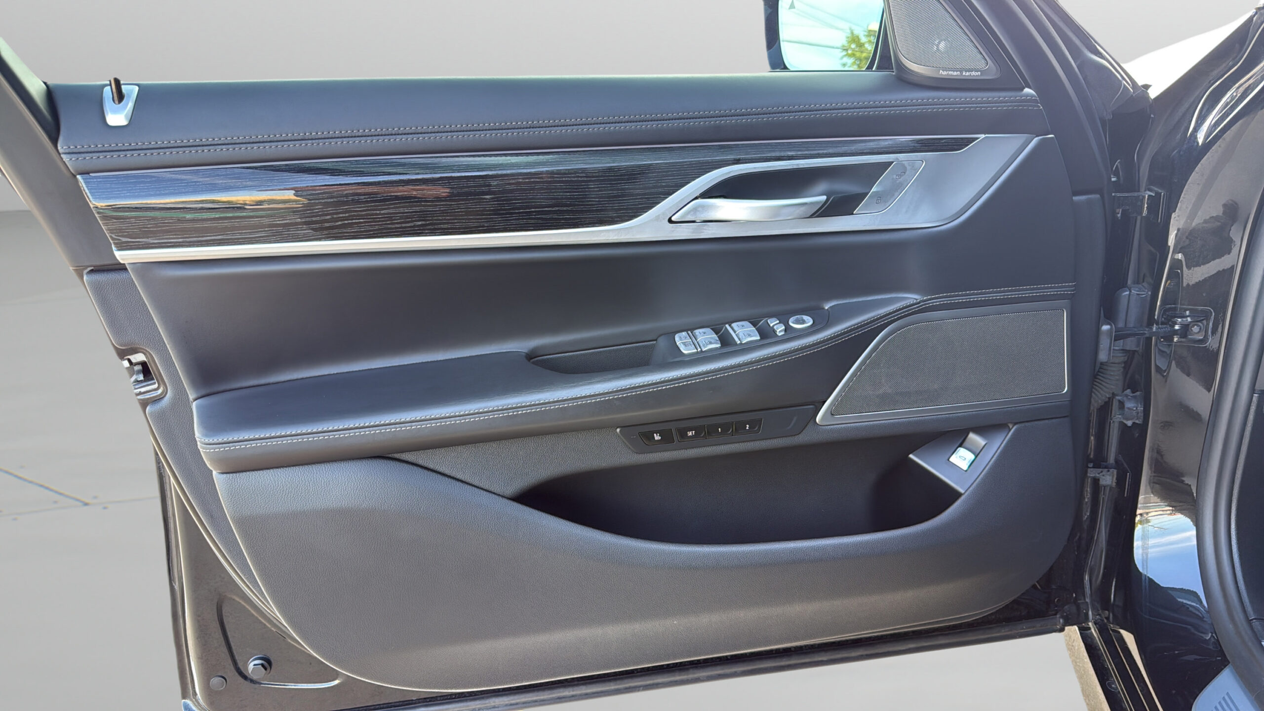 2022 BMW 7 Series 740i xDrive