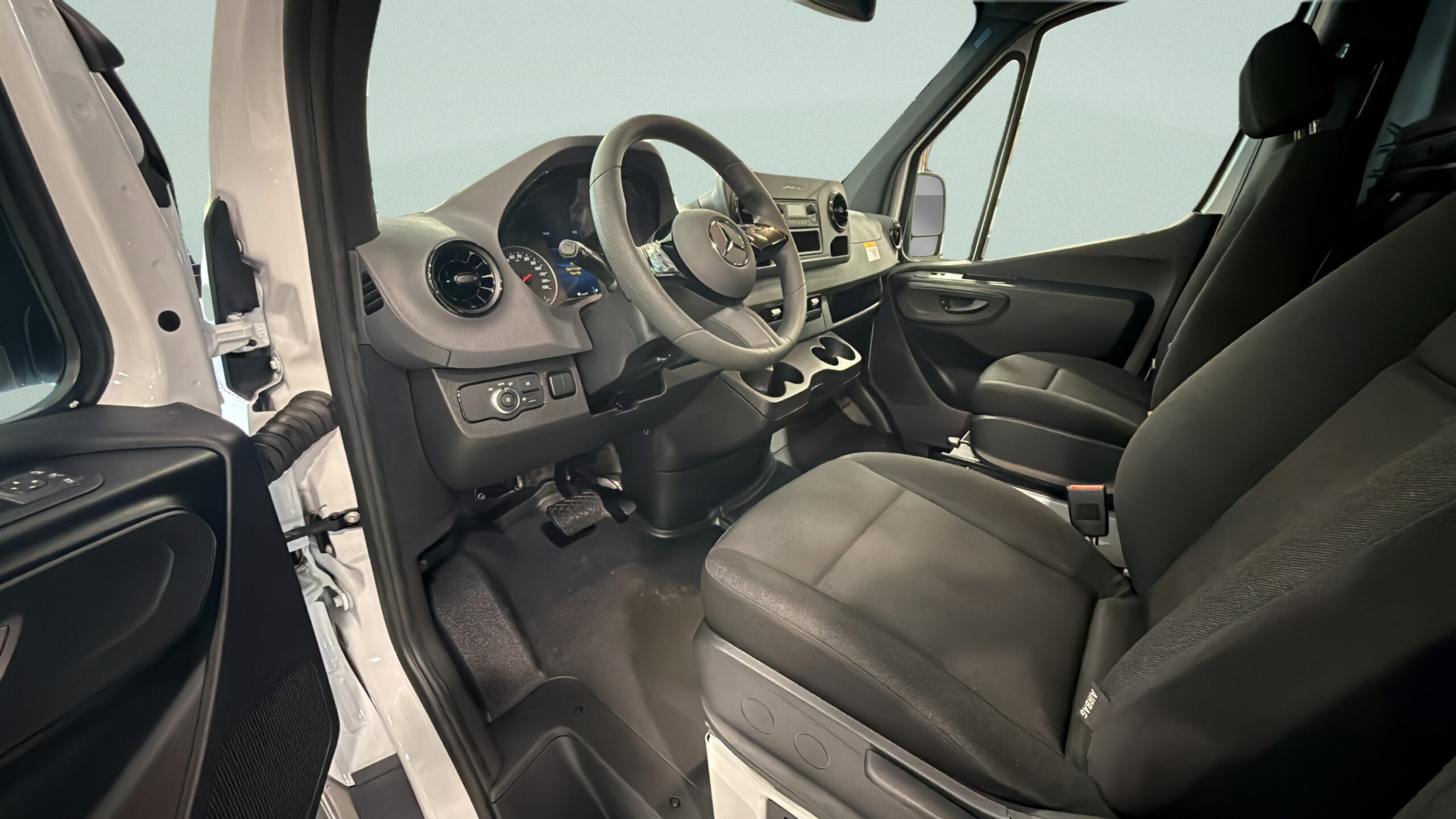 2026 Mercedes-Benz Sprinter Cargo Van Worker