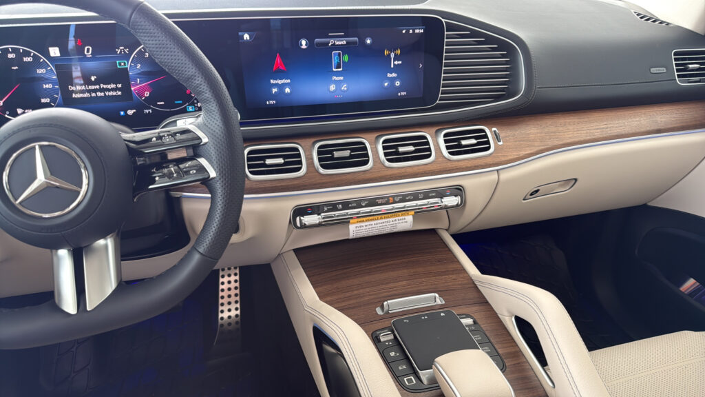 2026 Mercedes-Benz  GLS 450