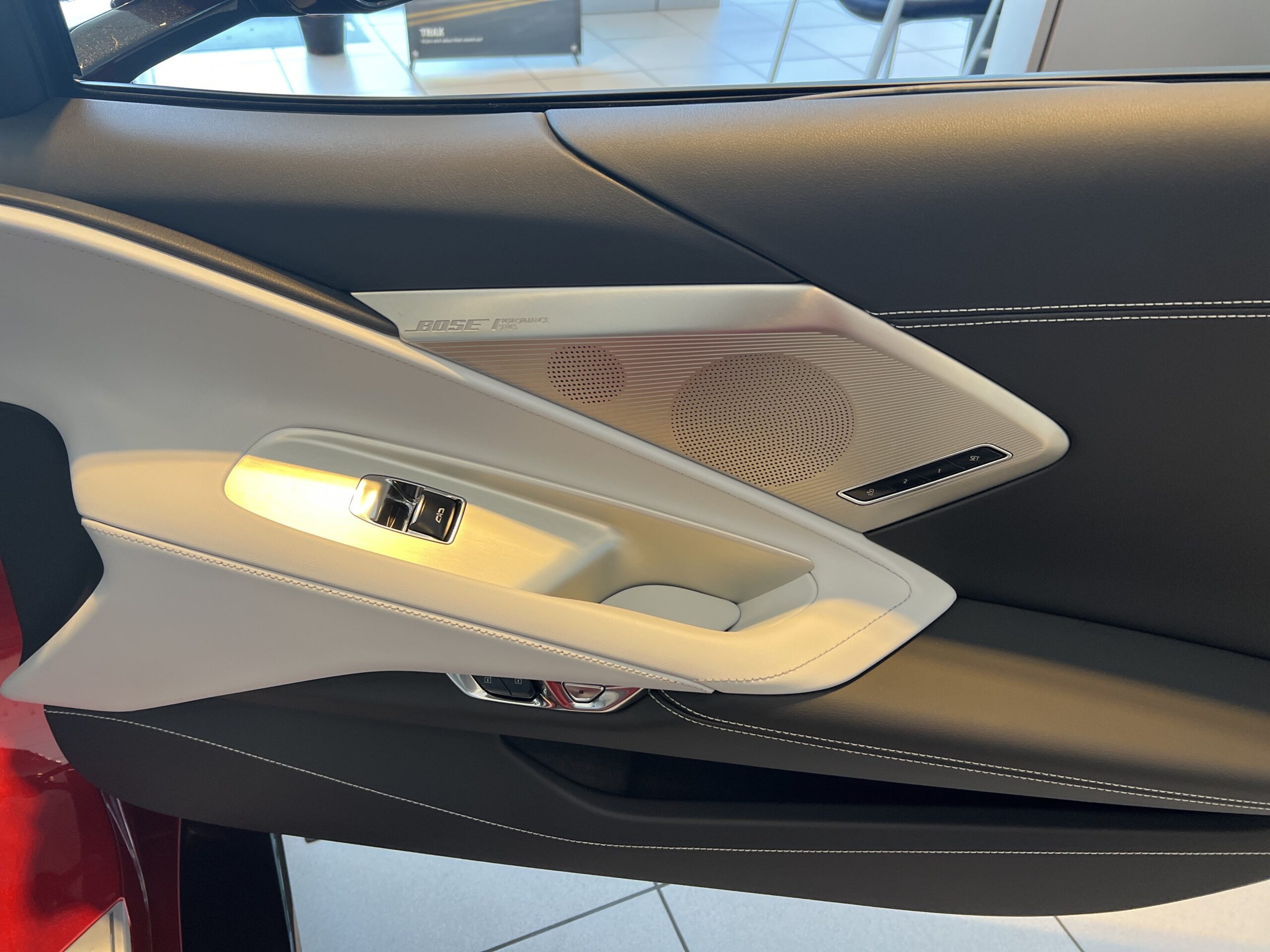 2027 Chevrolet Corvette 2LT