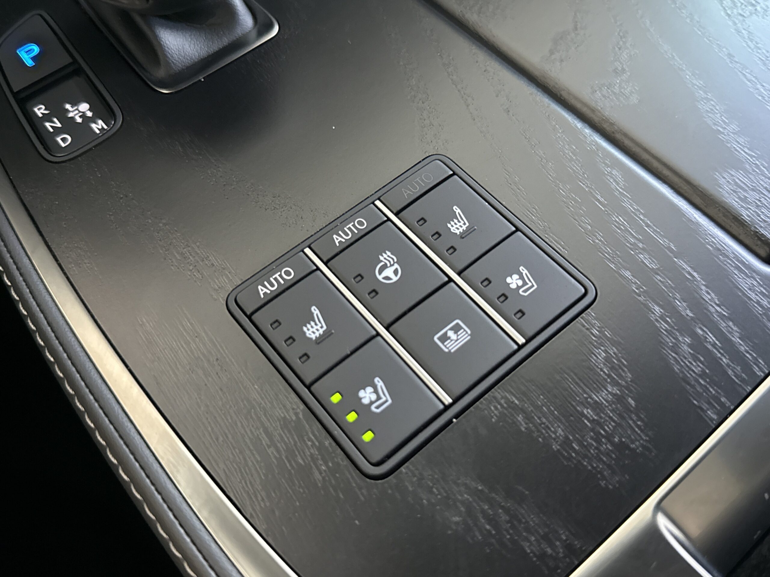 2023 Lexus LS LS 500h