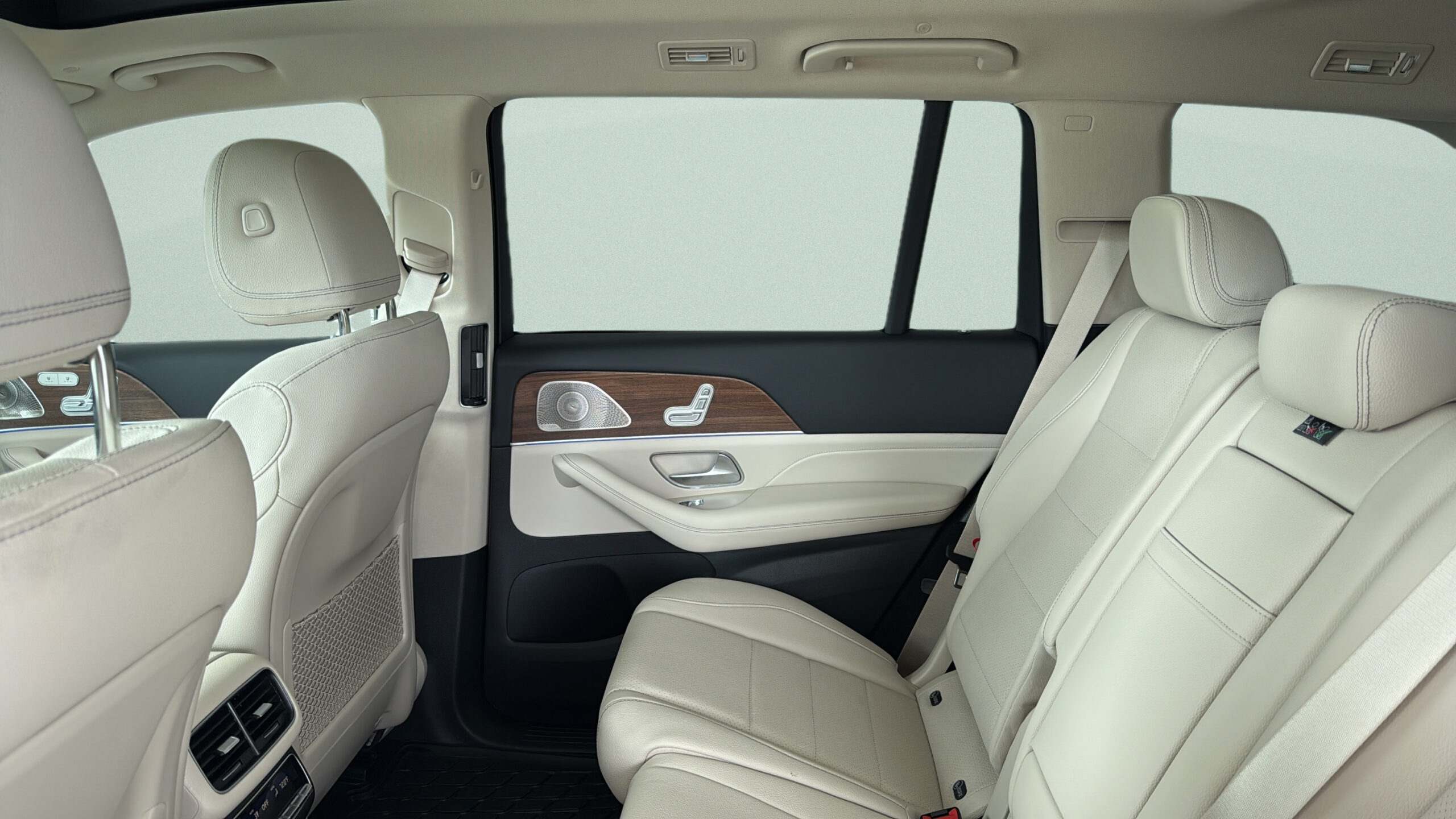 2026 Mercedes-Benz  GLS 450