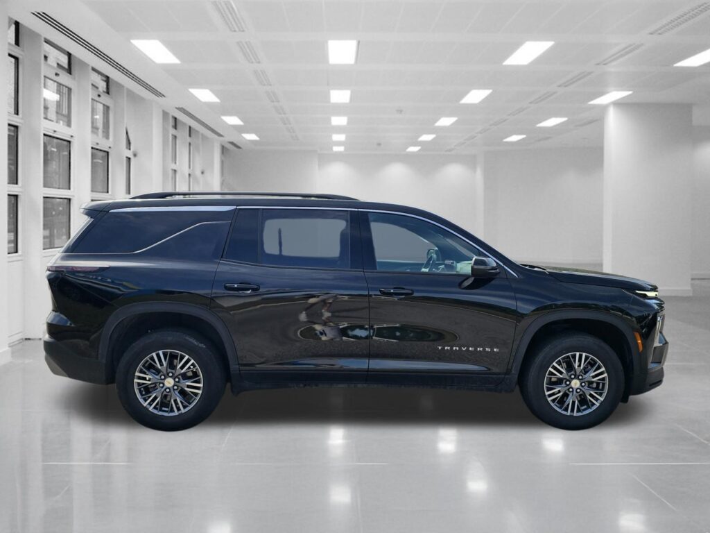 2025 Chevrolet Traverse FWD LT