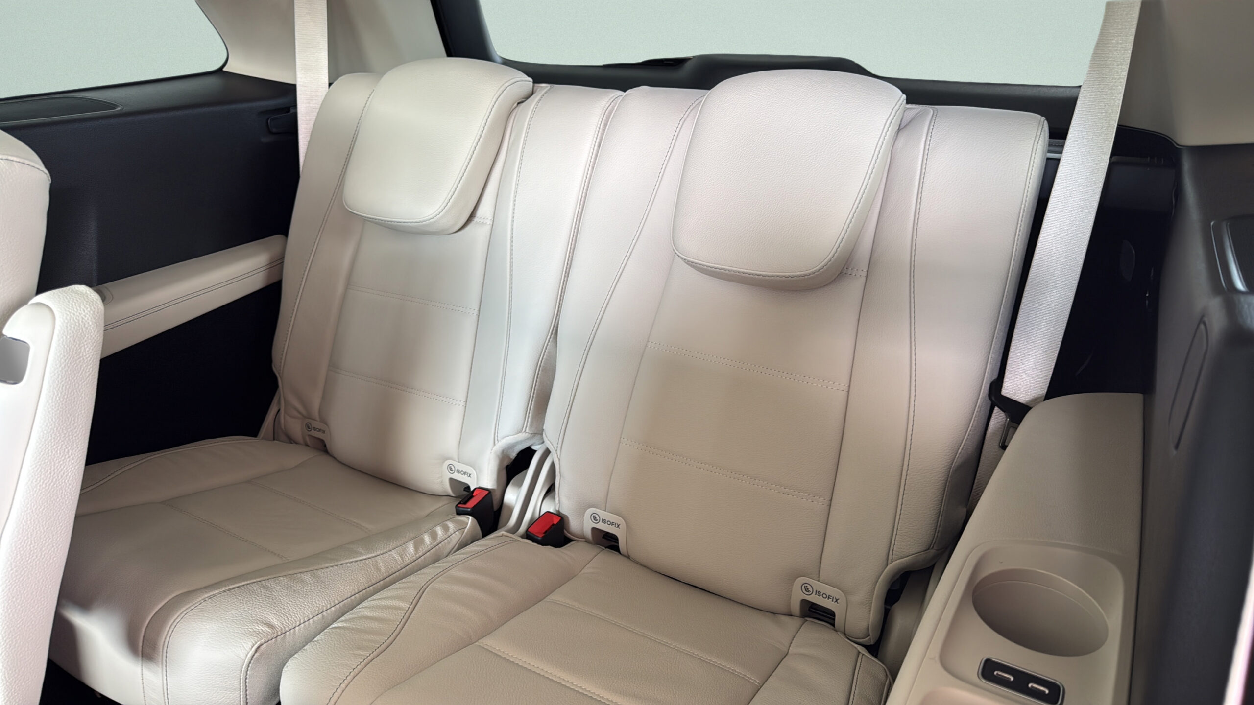2026 Mercedes-Benz  GLS 450
