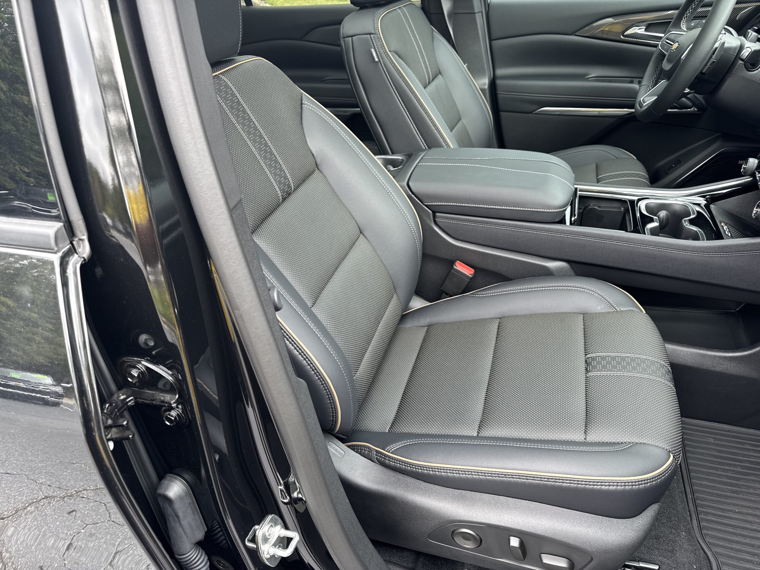 2026 Chevrolet Traverse FWD High Country