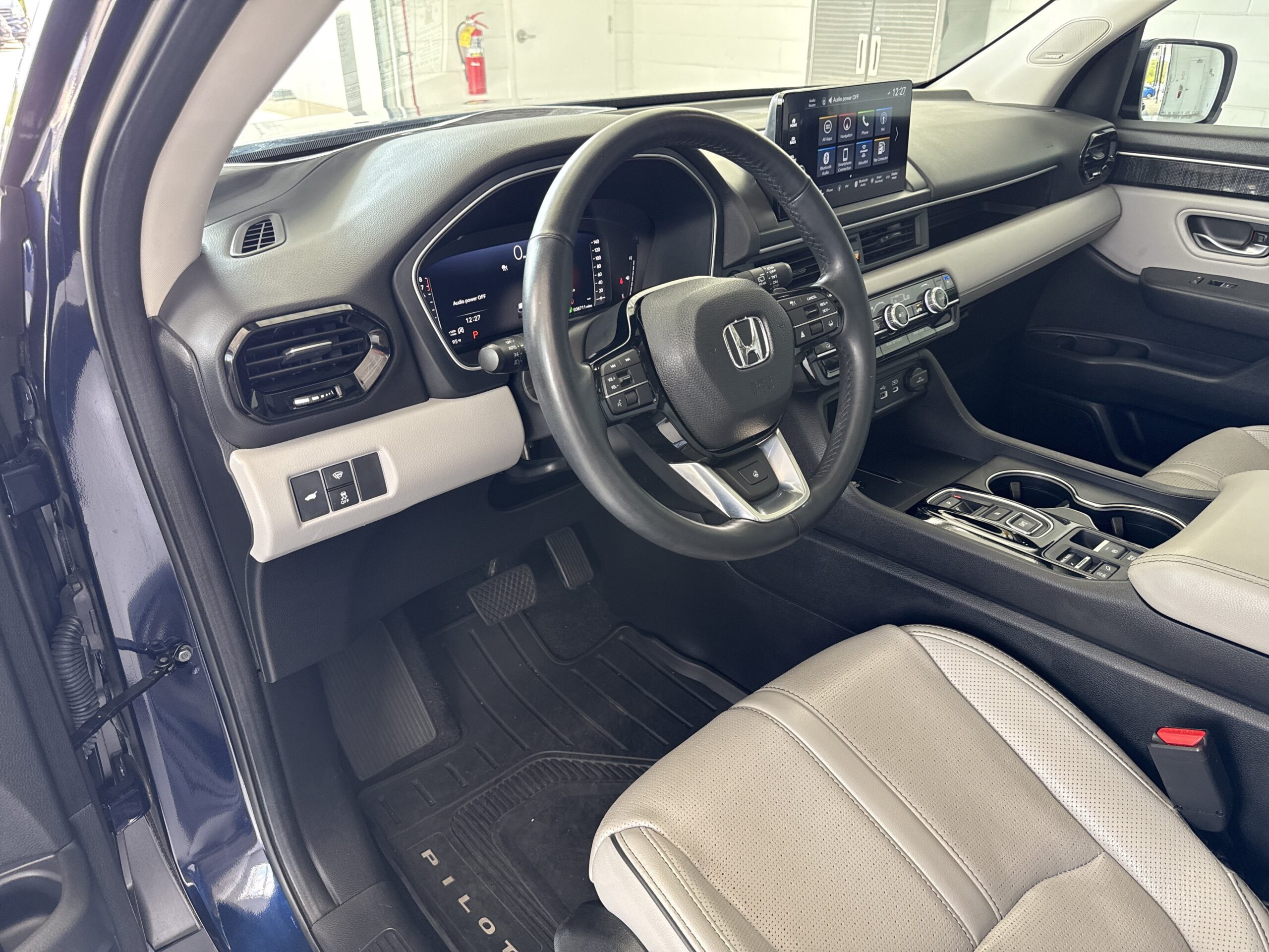 2023 Honda Pilot Elite