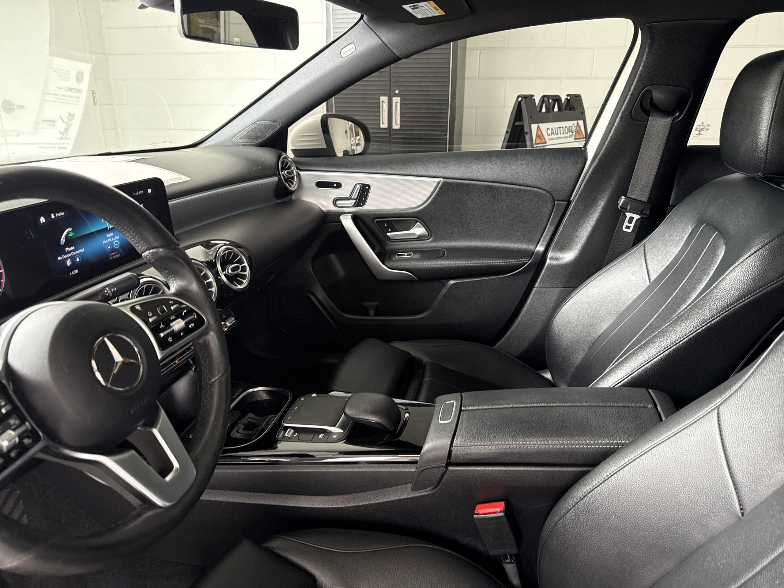 2021 Mercedes-Benz  A 220