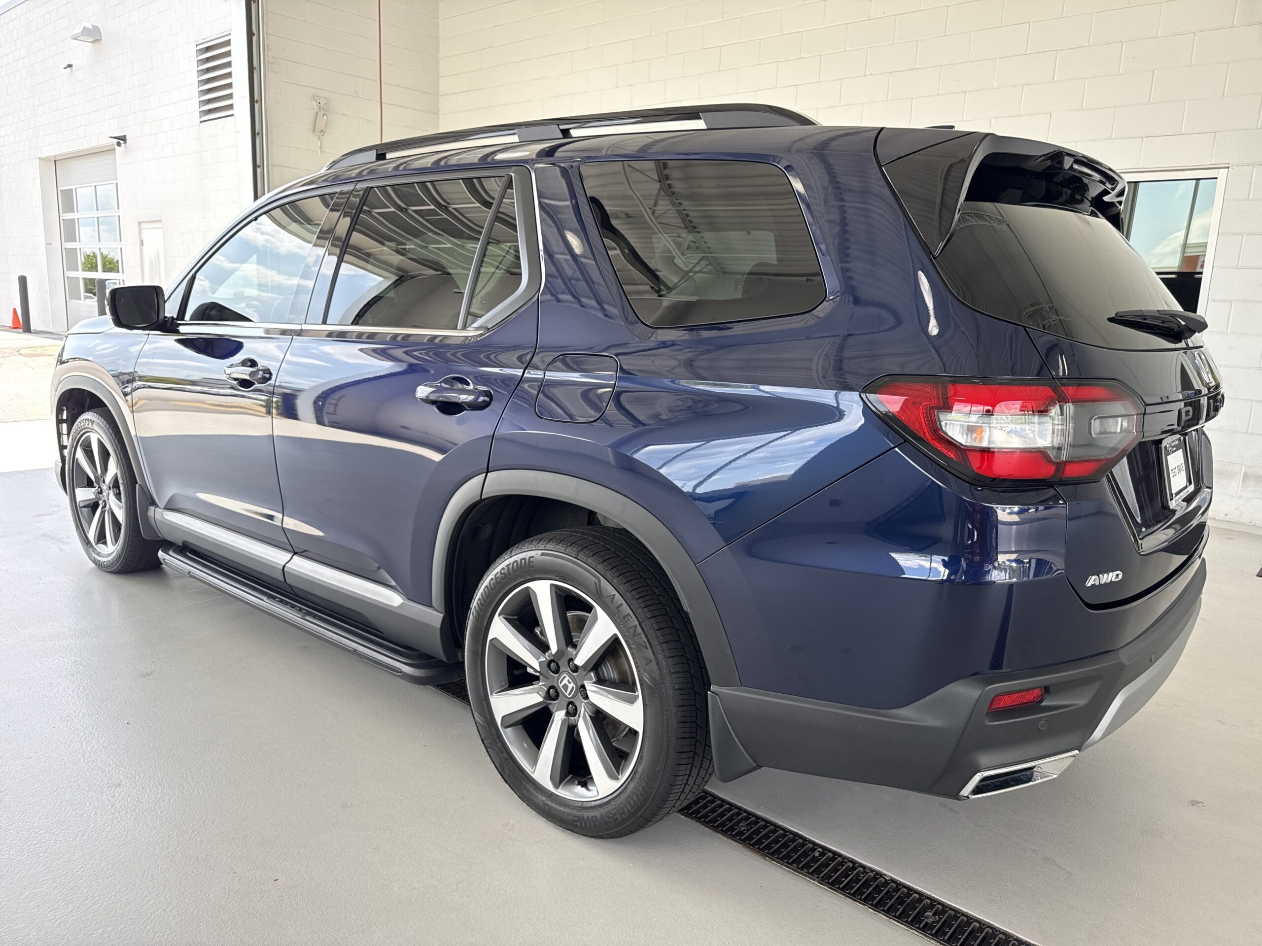 2023 Honda Pilot Elite
