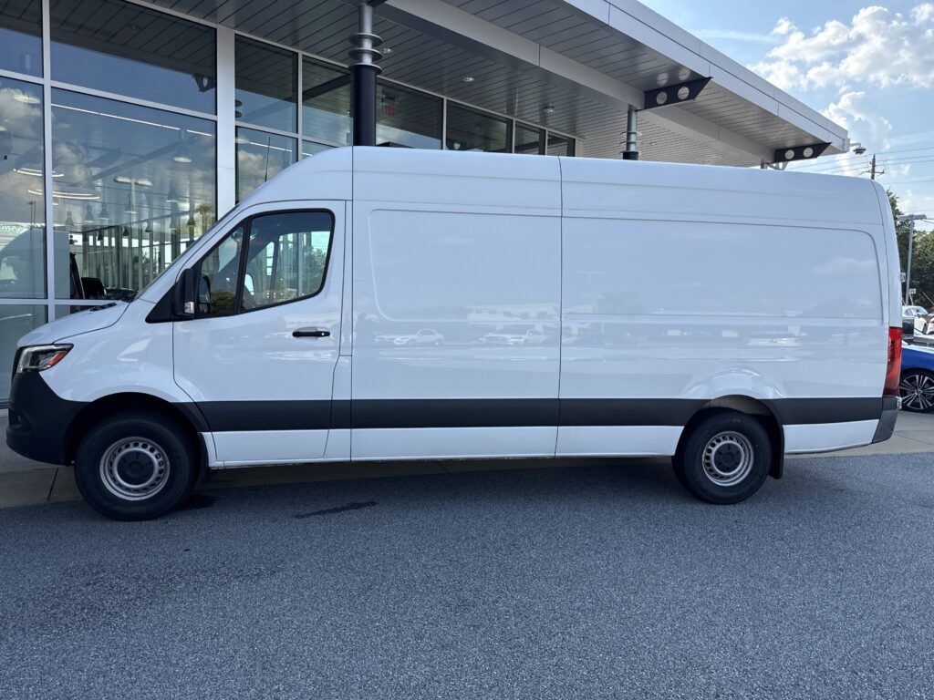 2023 Mercedes-Benz Sprinter Cargo Van