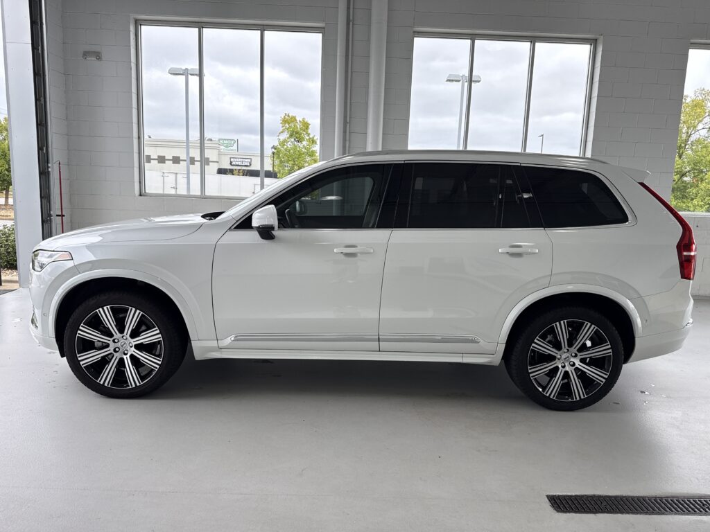 2025 Volvo XC90 Ultra