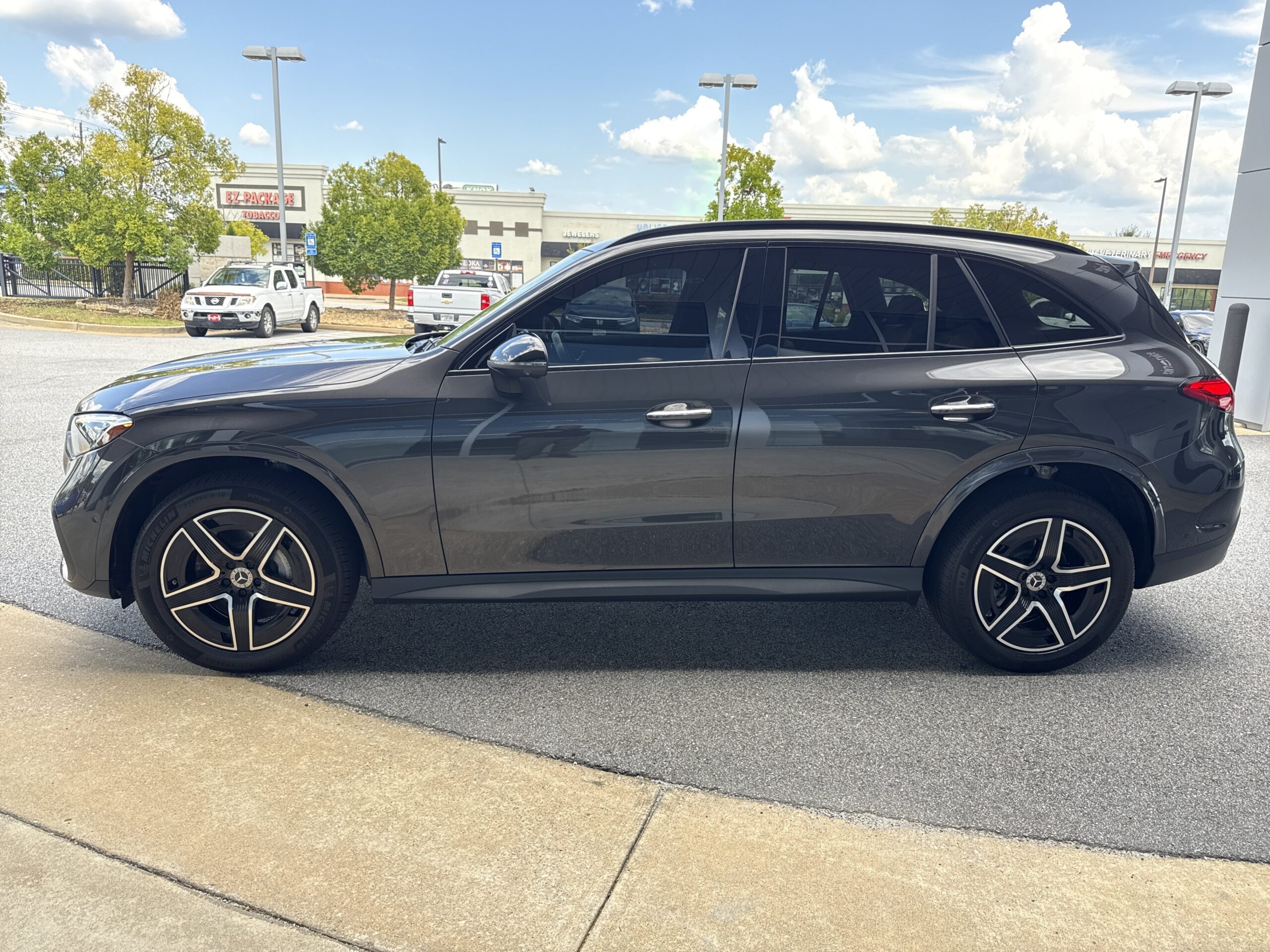 2024 Mercedes-Benz  GLC 300