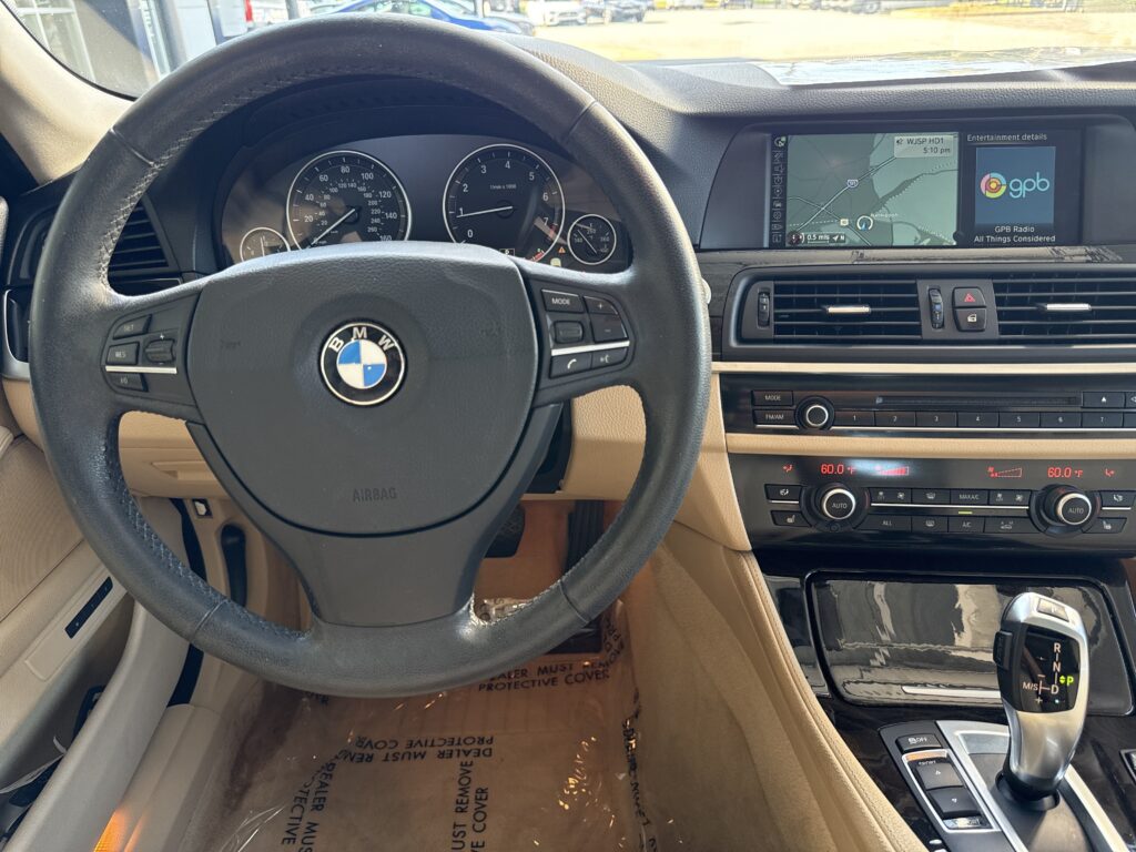 2013 BMW  528i