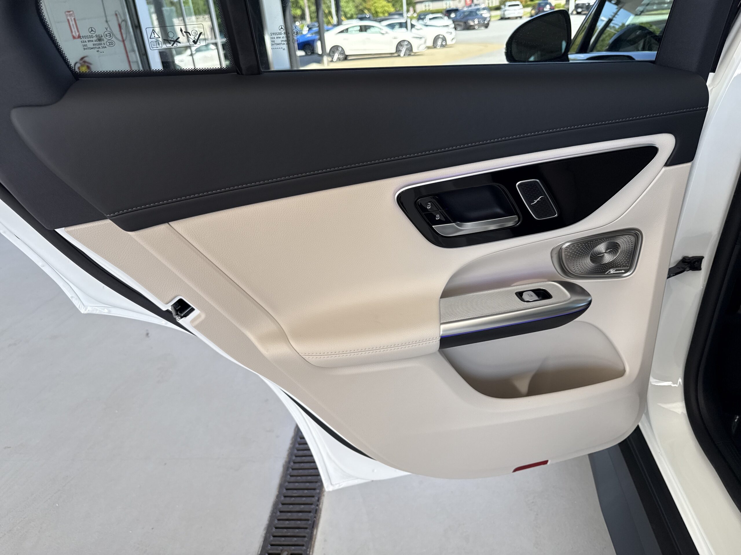 2027 Mercedes-Benz GLC GLC 300