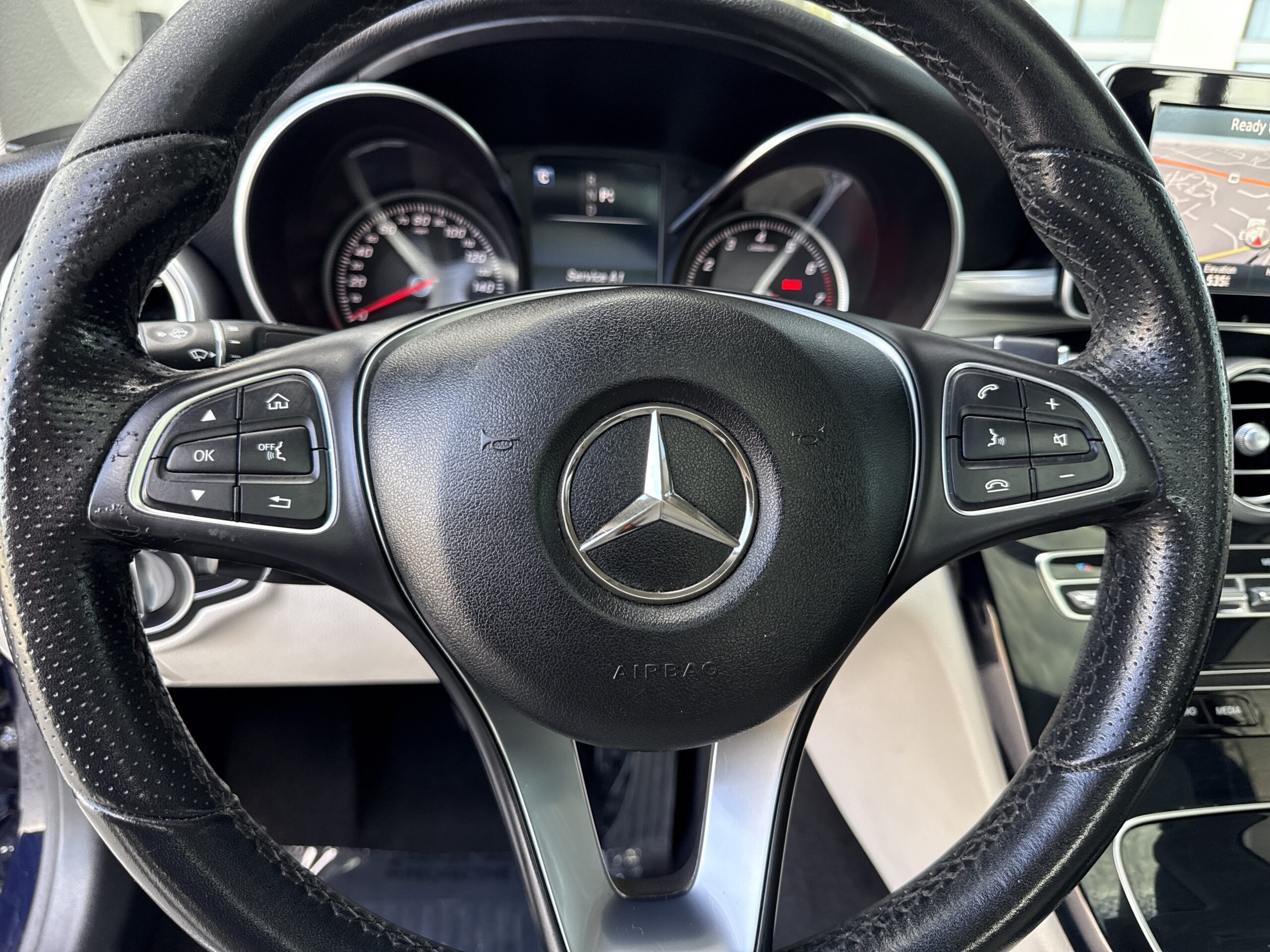 2017 Mercedes-Benz  C 300