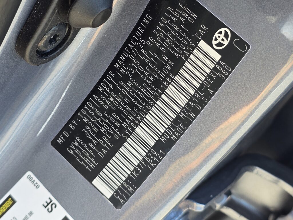 2025 Toyota Corolla LE