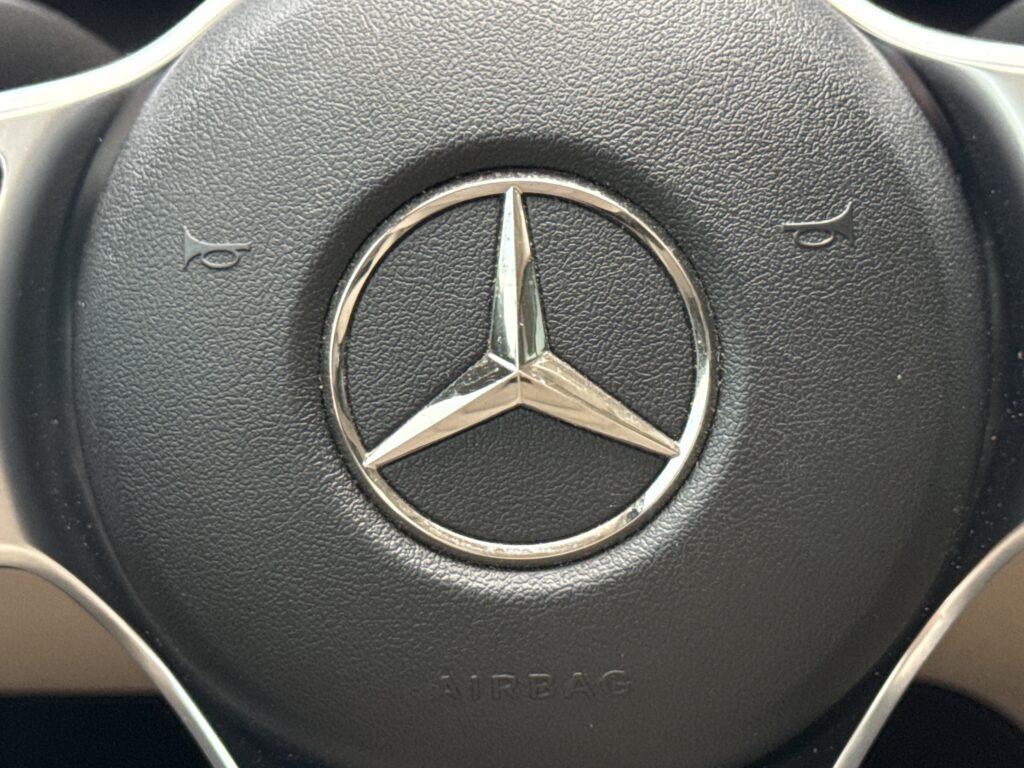 2020 MERCEDES-BENZ