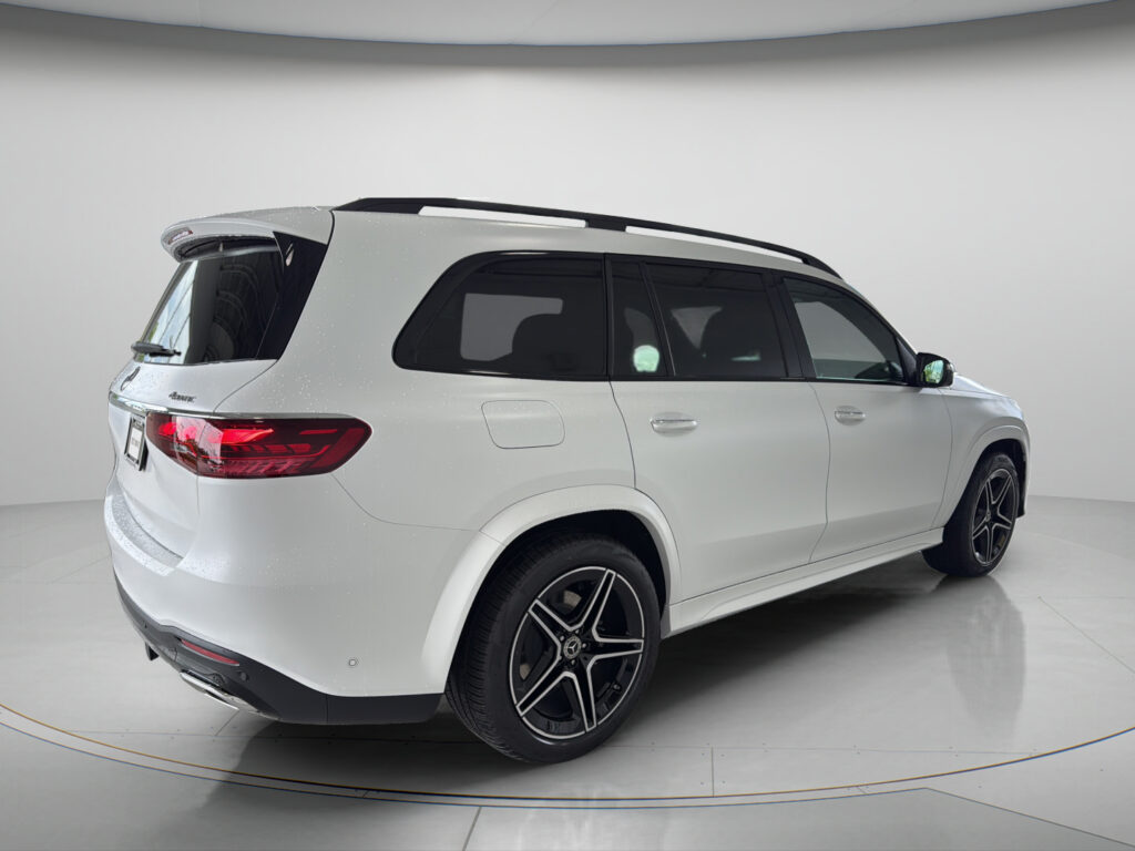 2026 Mercedes-Benz  GLS 450